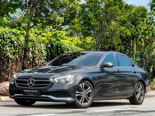 March 2022 MERCEDES E200 (A) W213 New Facelift - 1