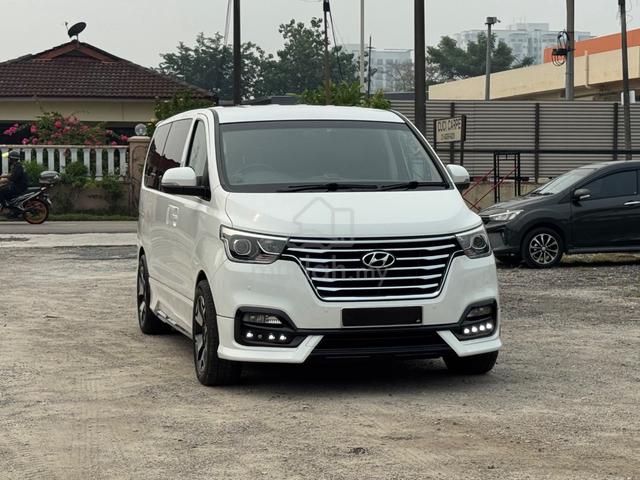 2019 Hyundai GRAND STAREX 2.5 ROYALE FACELIFT (A) - 1