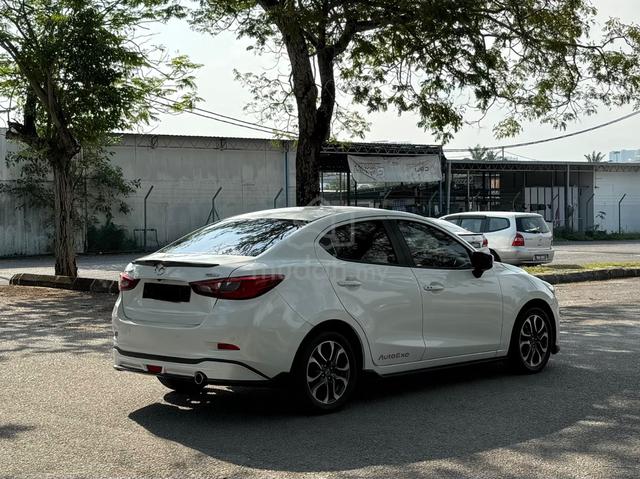 2015 1 OWNER Mazda 2 SEDAN SKYACTIV (A) 3 YR WRTY - 5