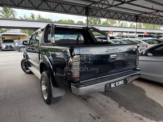 2015 Toyota HILUX 2.5 G VNT (M) TRD Full Loan - 4