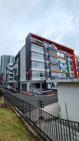 End Lot Ground Flr Paragon Point Bangi 1