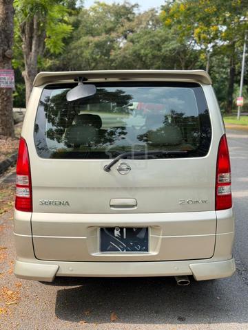 2010 Nissan SERENA 2.0 HIGH-WAY STAR (A) - 5