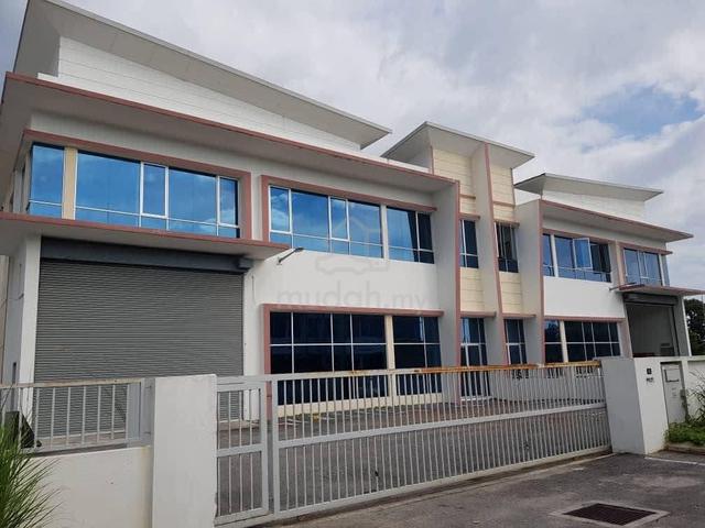 Taman perindustrian Air hitam klang 1.5 storey Semi-D factory 200amp 1