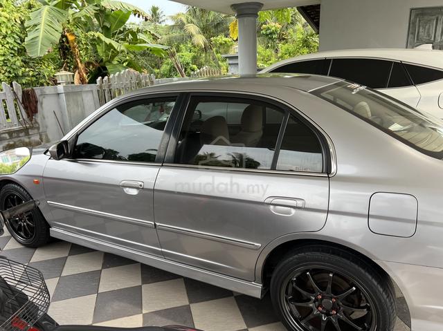 2004 Honda CIVIC 1.7 VTEC (A) - 3