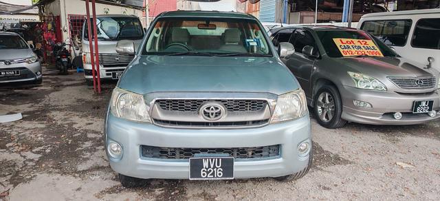 2011 Toyota HILUX 2.5 G (A) One Owner Acc Free - 4