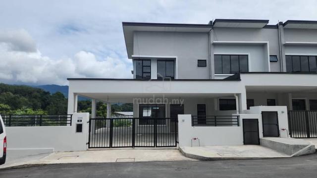 Taman Bukit Hijau | End Corner | Brand New | 2 Storey Terrace 1