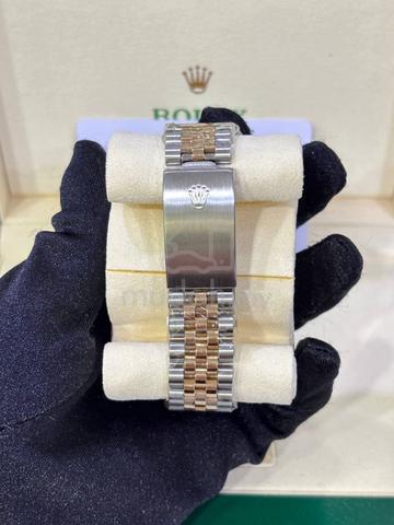 Rolex Datejust 36 Yellow Gold Jubilee White Dial - photo 5 of 5