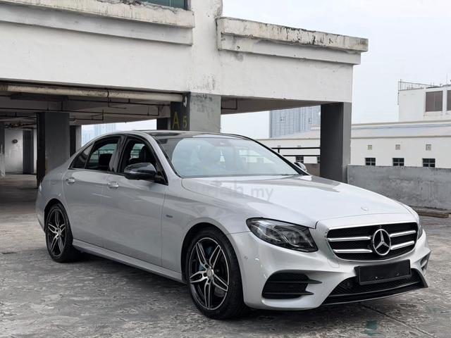 MERCEDES E350E 70KM LOW MIL SROOF BURMESTER 360v - 1