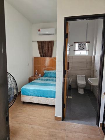 Ampang Master Room / Bilik Sewa (Free Wifi and Parking) 1