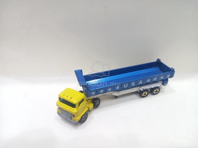 Vintage Long Tomica Diamond Reo Dump Trailer - photo 3 of 6