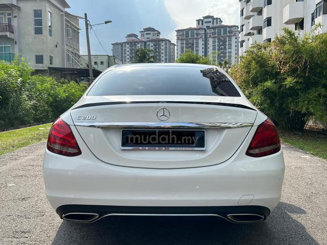 2017 Mercedes Benz C200 2.0 AVTGD/ F.Loan/ 3yWrty! - 3