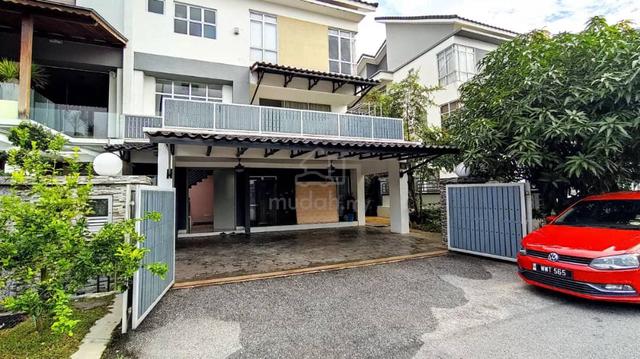 2.5 storey semi d house saujana villa kajang renovated 1