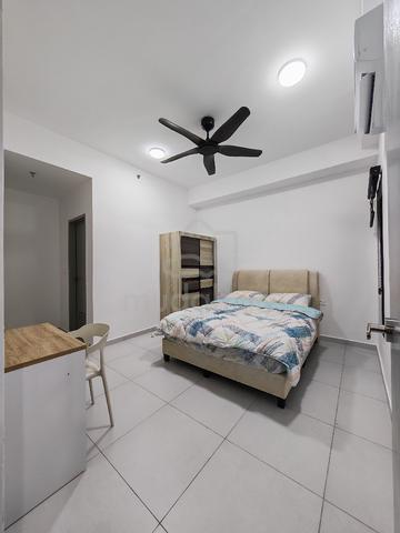 Stay in Clean & Comfort Rooms 1