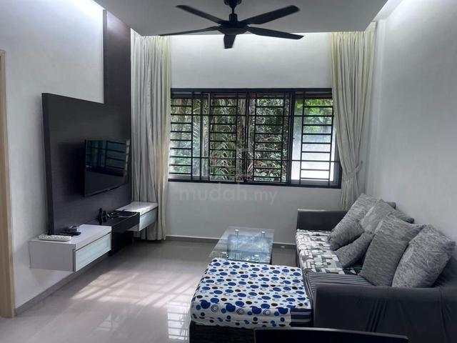 Taman Tampoi Utama Flat 1
