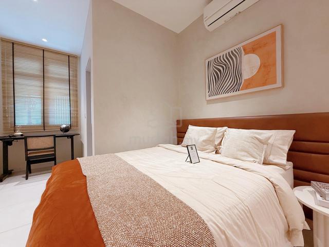 Complete Unit Freehold Gated Guard 2 Storey 22x73sqft Paya Rumput 1