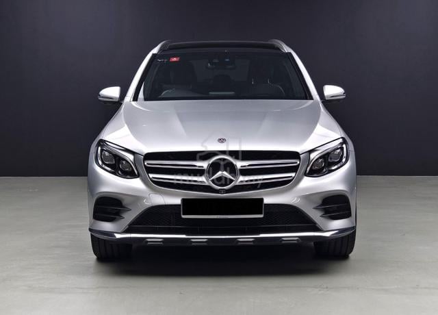 X253 2016 Mercedes Benz GLC250 AMG 4MATIC 2.0 SUV - 3