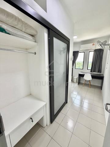 Uni Suites 1