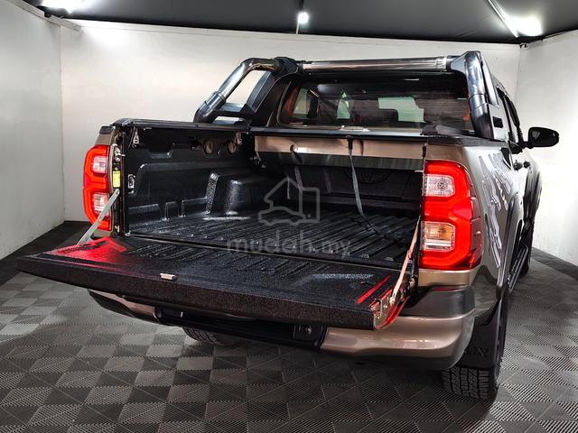 2021 Toyota Hilux 2.8 F/SERVICE F/SPEC LOW MILEAGE - 3