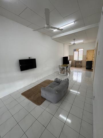 Rumah Sewa BPJ 1