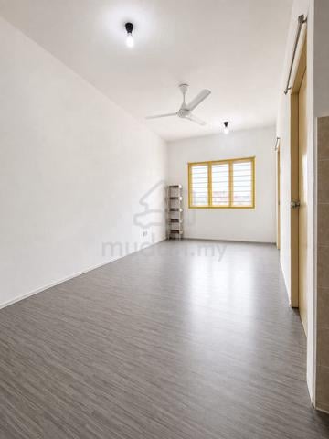 Rumah Pangsa Nilam Sari Flat 1