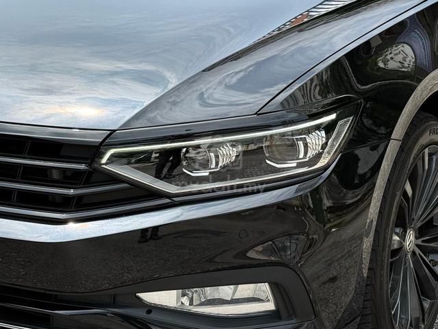 2020 Volkswagen PASSAT R-LINE 2,0L - 3