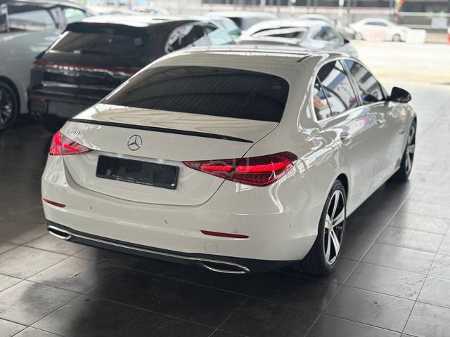 2023 Mercedes Benz C200 GOOD CONDITION! - 4