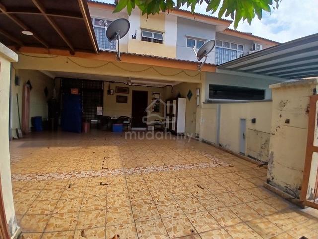 RENOVATED 2-Storey Terrace House Bandar Saujana Putra SP4 1