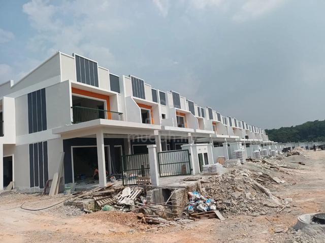 Teres 2-Tingkat RM548k bersebelahan Putrajaya 1