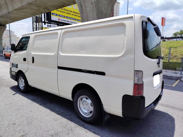 2011 Nissan URVAN 3.0 (M) PANEL VAN - 4