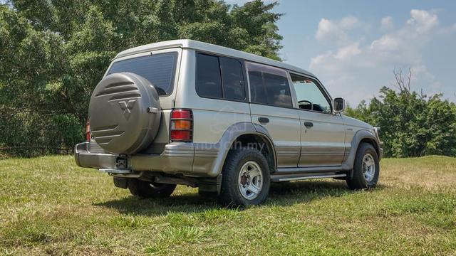Y-2002 Mitsubishi PAJERO 2.5 DT (M)Siap tukarnama - 4