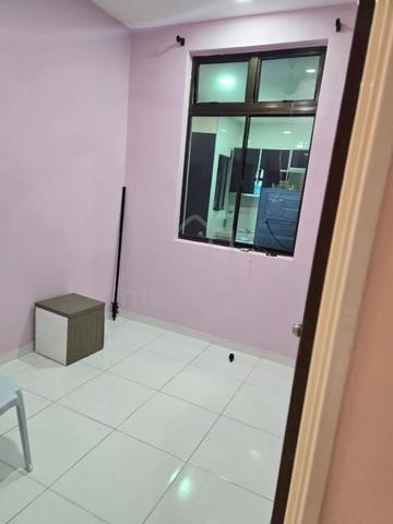 Sky Gardens Residences 1