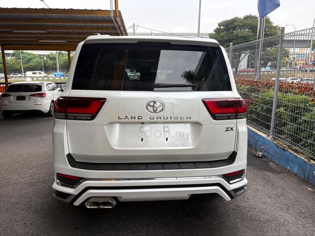 2023 Toyota LANDCRUISER 3.4 ZX FJA300W (A) - 5