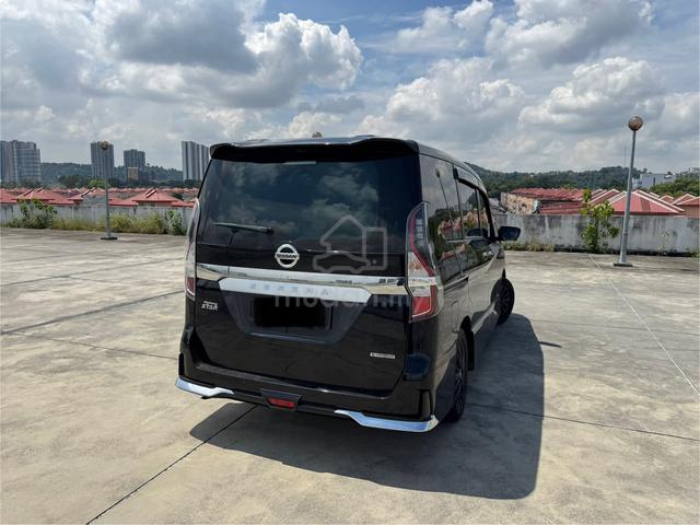 2023 Nissan SERENA 2.0 S-HYBRID PREMIUM HIGHWAY - 4