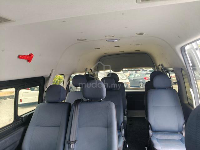 2022 Foton View 2.8 (M) Window van Diesel 14 seat - 5