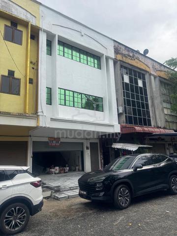 Bandar Putra @ Kulim (3-Storey Shoplot For Rent) 1