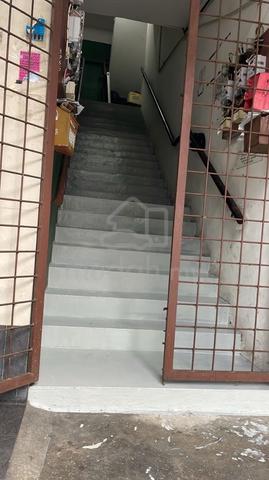 First floor commercial for rent 1