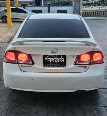 2009 Honda CIVIC 1.8 S i-VTEC FACELIFT (A) - 5