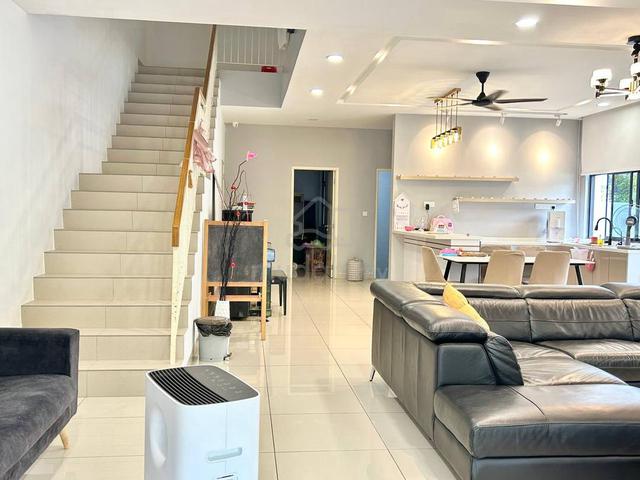 2 Storey Cluster Corner Unblock View @ Glenmarie Johor Mount Austin 3
