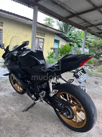 r15 Mileage rendah untuk dijual - photo 4 of 6