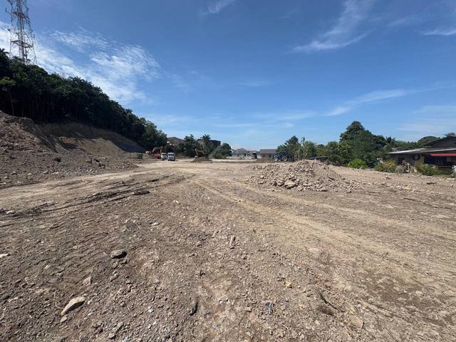 AAA Jalan Istana Chendering , Lot Banglo siap tambun 3