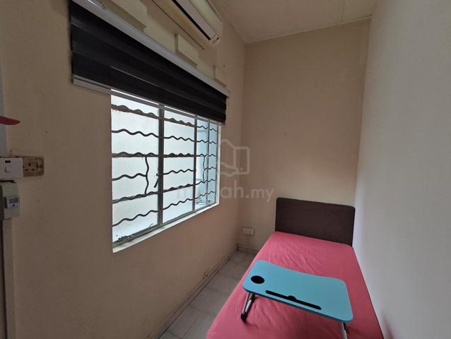 NEAR CIQ Room rental 1