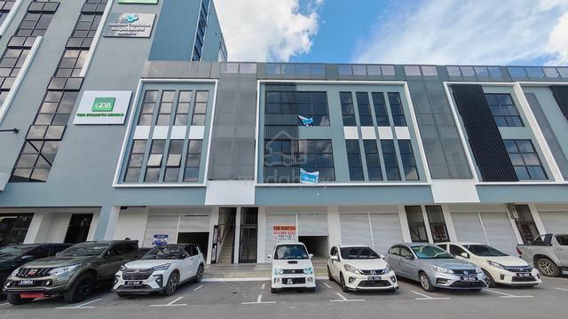 [ Facing Main Road ] 3-Storey Shoplot NBCC The Northbank 1
