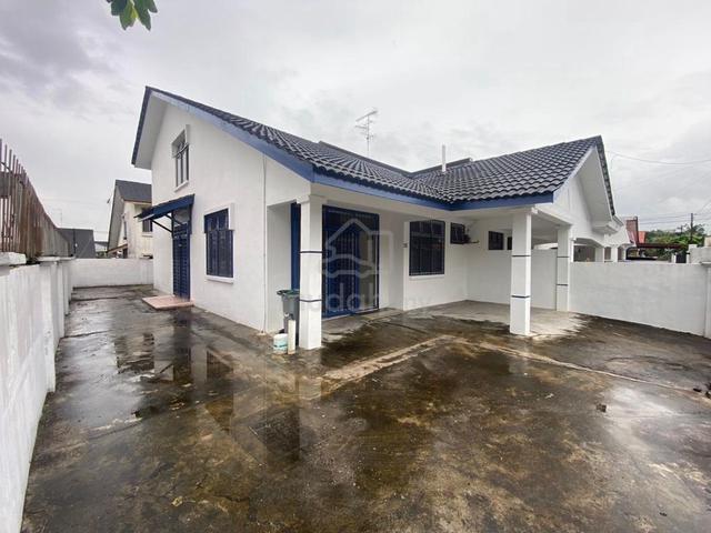 TAMAN MEGAH RIA 1.5 Storey Semi D Masai for SALE 1