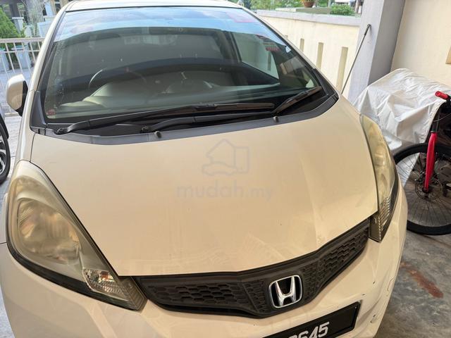 2013 Honda JAZZ 1.5 FACELIFT (A) - 1