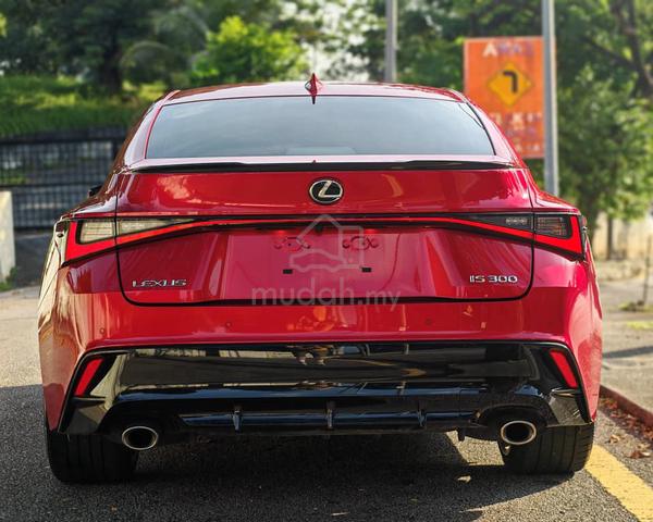SPARKLING RED PACKAGE 2021 Lexus IS300 2.0 F-SPORT - 4