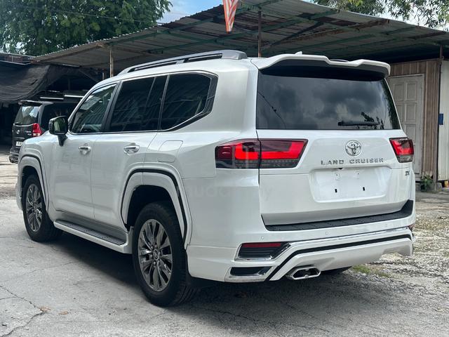 2023 LC300 Modellista Toyota LANDCRUISER 3.5 ZX - 2