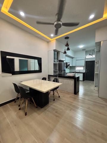 Kulai ioi single storey house for rent/renovated unit 1