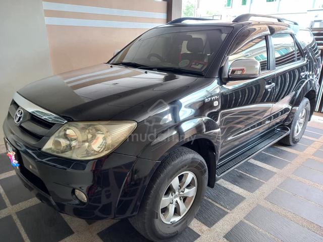 2005 Toyota Fortuner 2.7 V (A) Petrol - 2
