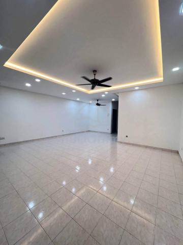 Bukit Indah , double storey house for Rent 1