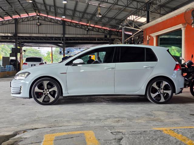 (Loan Kedai) 14/15 CBU Volkswagen GOLF 2.0 GTi (A) - 4